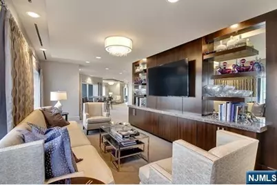 150 Henley Place 404 #404, Weehawken, NJ 07086 - Photo 37