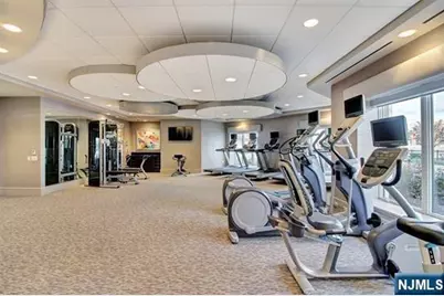 150 Henley Place 404 #404, Weehawken, NJ 07086 - Photo 27