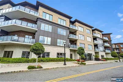 150 Henley Place 404 #404, Weehawken, NJ 07086 - Photo 23