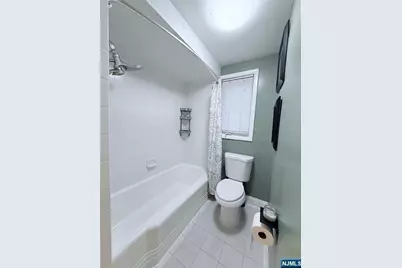 136 Prospect Street 2nd Floor #2nd Floor, Midland Park, NJ 07432 - Photo 15