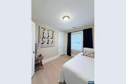 136 Prospect Street 2nd Floor #2nd Floor, Midland Park, NJ 07432 - Photo 17