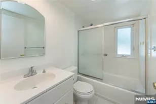 10 Fernwood Dr, Fair Lawn, NJ 07410 - Photo 25