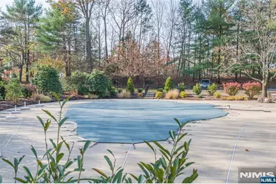 8 Birdseye Circle, Wayne, NJ 07470 - Photo 29