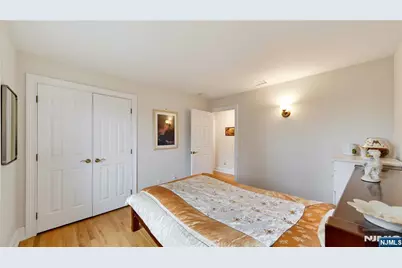 339 Tremont Avenue, Fort Lee, NJ 07024 - Photo 29