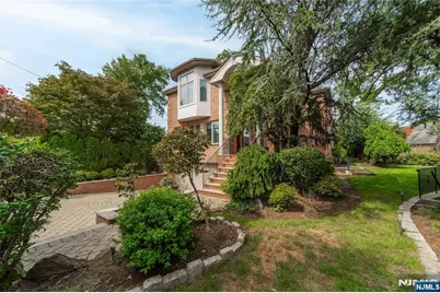 339 Tremont Avenue, Fort Lee, NJ 07024 - Photo 49