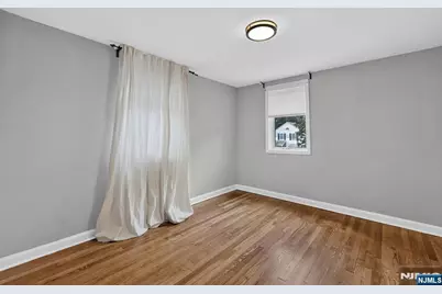 410 Chestnut Street, Paramus, NJ 07652 - Photo 15