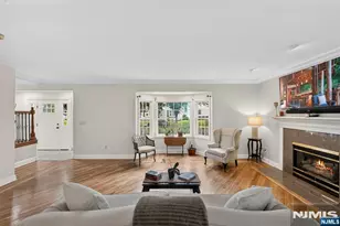 410 Chestnut St, Paramus, NJ 07652 - Photo 7