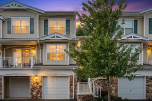 1030 Robin Ct 700, Green Brook Township, NJ 08812 - Photo 1