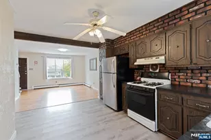 28 Park Pl, Kearny, NJ 07032 - Photo 7