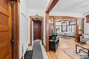 433 Stuyvesant Ave, Lyndhurst Township, NJ 07071 - Photo 9