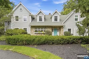 580 Brookside Ave, Allendale, NJ 07401 - Photo 5