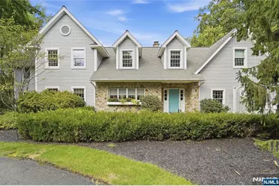 580 Brookside Avenue, Allendale, NJ 07401 - Photo 5