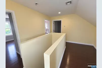 78 Midland Avenue, Fair Lawn, NJ 07410 - Photo 9