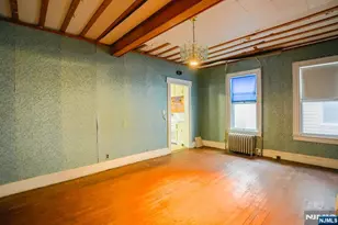 233 Park St, East Orange, NJ 07017 - Photo 11
