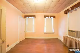 233 Park St, East Orange, NJ 07017 - Photo 17