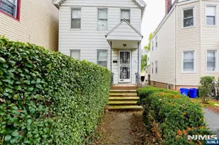 233 Park St, East Orange, NJ 07017 - Photo 3