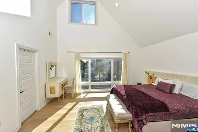169 Woodward Avenue, Rutherford, NJ 07070 - Photo 19
