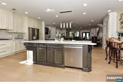 169 Woodward Avenue, Rutherford, NJ 07070 - Photo 15