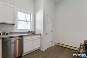 41 Mission Street Third Fl, Montclair, NJ 07042 - Photo 13