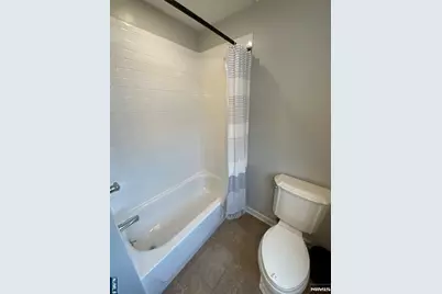 112 Tontine Avenue, Lyndhurst Township, NJ 07071 - Photo 27