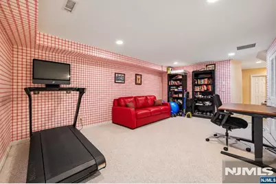 116 Stonegate Trail 116 #116, Cresskill, NJ 07626 - Photo 23