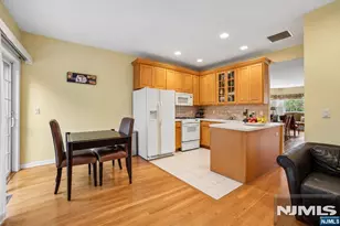 116 Stonegate Trail 116, Cresskill, NJ 07626 - Photo 7