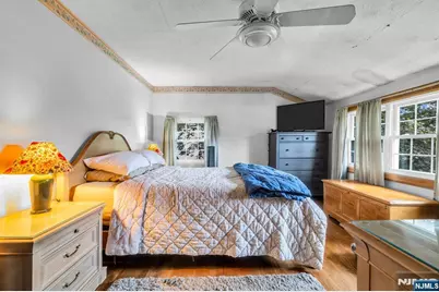34 Salrit Avenue, Waldwick, NJ 07463 - Photo 13