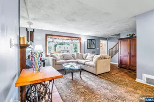 34 Salrit Ave, Waldwick, NJ 07463 - Photo 5