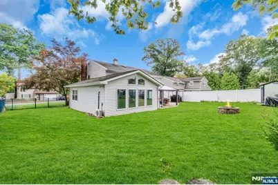 34 Salrit Avenue, Waldwick, NJ 07463 - Photo 17