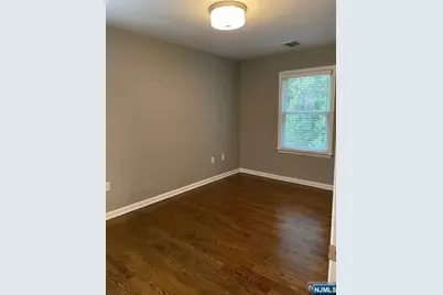 617 Robert Street, Ridgewood, NJ 07450 - Photo 13
