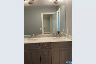 617 Robert Street, Ridgewood, NJ 07450 - Photo 11