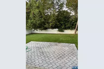 617 Robert Street, Ridgewood, NJ 07450 - Photo 23