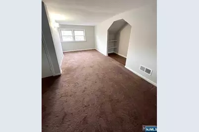 161 Dawson Avenue, Clifton, NJ 07012 - Photo 11