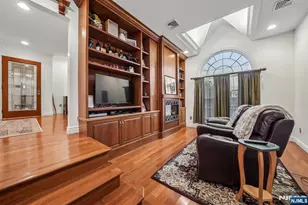 18 Gail Pl, Secaucus, NJ 07094 - Photo 25