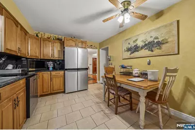 18 Gail Place, Secaucus, NJ 07094 - Photo 11