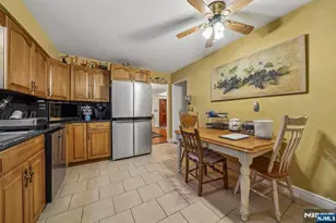 18 Gail Pl, Secaucus, NJ 07094 - Photo 11