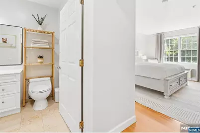 323 Willow Street 2I #2i, Teaneck Township, NJ 07666 - Photo 11