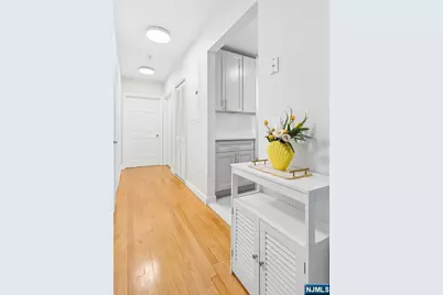 323 Willow Street 2I #2i, Teaneck Township, NJ 07666 - Photo 9