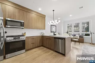161 21st St, Irvington, NJ 07111 - Photo 27