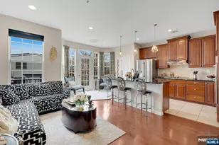 5 Creekside Ct, Secaucus, NJ 07094 - Photo 13