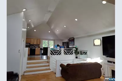 1512 41st Street, North Bergen, NJ 07047 - Photo 3