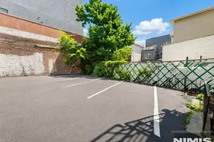 76 Hutton Street 3, Jersey City, NJ 07307 - Photo 3