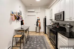 76 Hutton Street 3, Jersey City, NJ 07307 - Photo 7