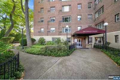 2345 Linwood Avenue 5E #5E, Fort Lee, NJ 07024 - Photo 17