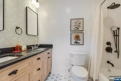 7 Hazelwood Road, Bloomfield, NJ 07003 - Photo 19