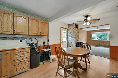 35 Oak Street, Oakland, NJ 07436 - Photo 11