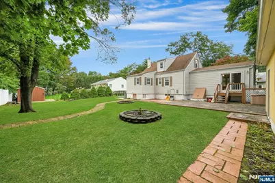 35 Oak Street, Oakland, NJ 07436 - Photo 5