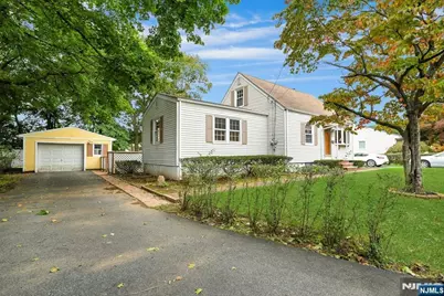 35 Oak Street, Oakland, NJ 07436 - Photo 3