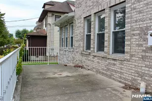 424 Lafayette Ave 1st Floor, Hawthorne, NJ 07506 - Photo 3
