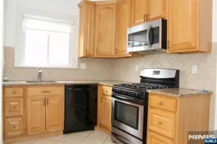 424 Lafayette Ave 1st Floor, Hawthorne, NJ 07506 - Photo 7